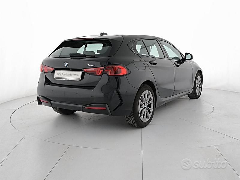 Usata BMW 118 Shadowline 150 CV (110 kW) 2024 Nero Utilitaria