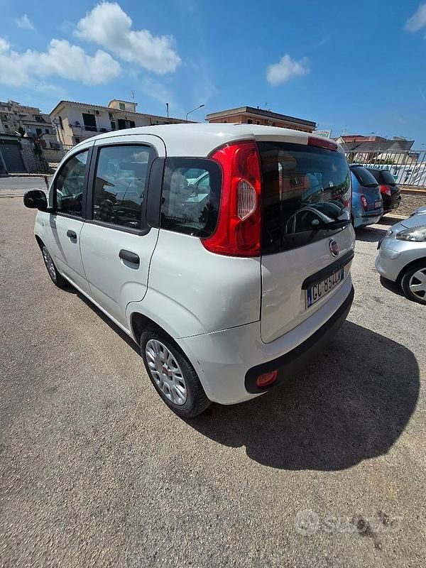 Usata Fiat Panda 70 CV (51 kW) 2021 Bianco Utilitaria