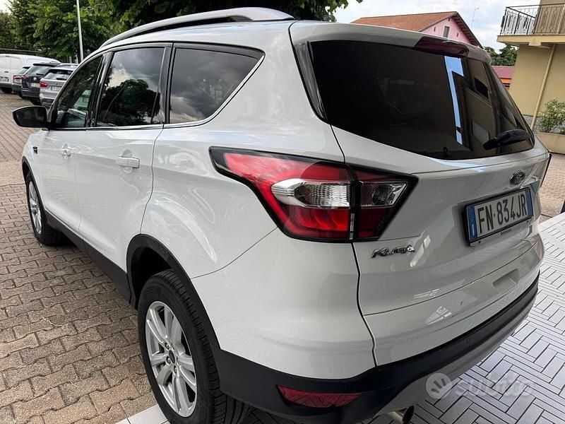 Usata Ford Kuga S 120 CV (88 kW) 2017 Bianco SUV