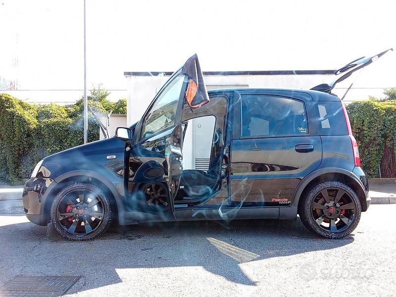 Usata Fiat Panda 100 CV (73 kW) 2006 Nero Berlina