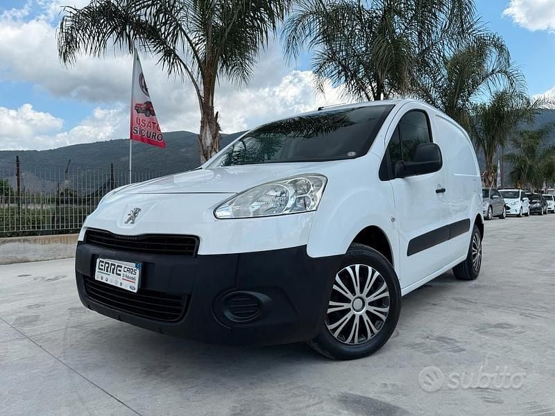 Usata Peugeot Partner 75 CV (55 kW) 2015 Bianco Monovolume