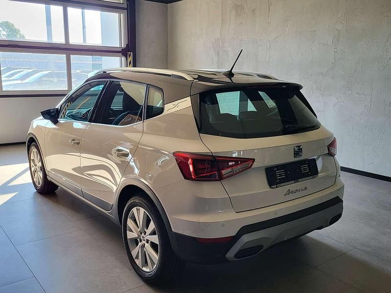 Usata Seat Arona Xperience 95 CV (69 kW) 2024 Bianco SUV