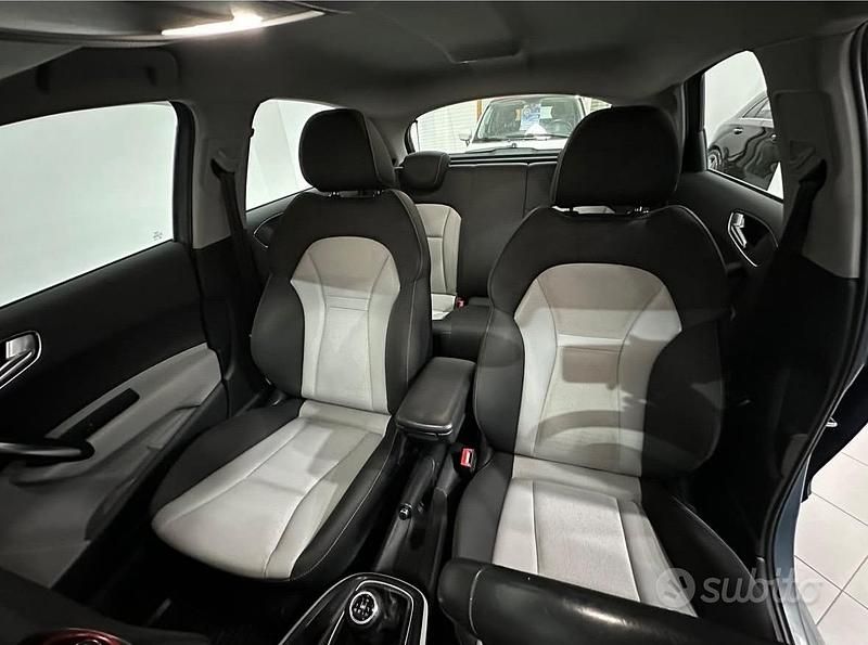 Usata Audi A1 Sportback S-Line 105 CV (77 kW) 2013 Utilitaria