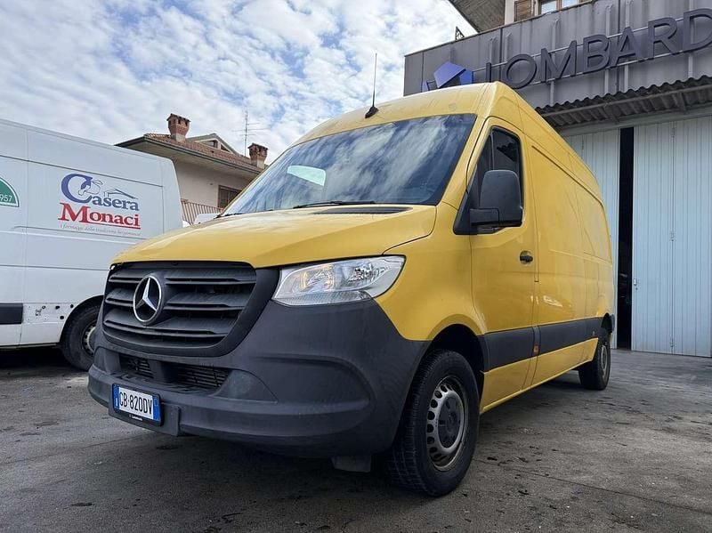 Usata Mercedes Sprinter 114 CV (83 kW) 2020 Giallo Furgone