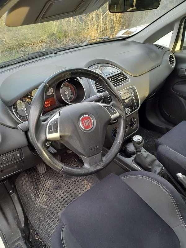 Usata Fiat Grande Punto 77 CV (56 kW) 2013 Bianco Utilitaria