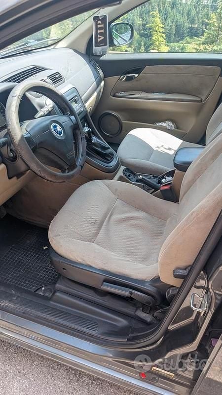 Usata Fiat Croma 150 CV (110 kW) 2006 Grigio Berlina