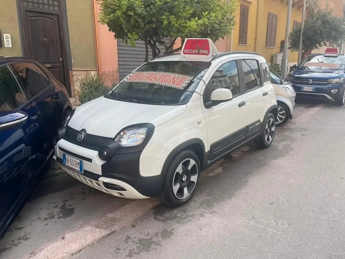 Occasion Fiat Panda Cross Cross 69 PK (50 kW) 2020 Wit Hatchback