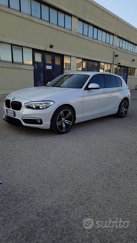 Usata BMW 114 Efficient Dynamics 150 CV (110 kW) 2017 Utilitaria