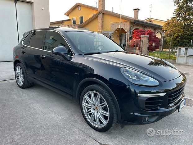 Usata Porsche Cayenne 250 CV (183 kW) 2015 Blu SUV