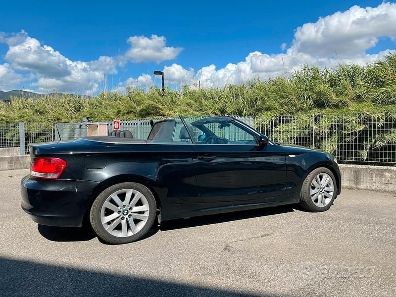 Usata BMW 120 Cabriolet 170 CV (125 kW) 2008 Nero Cabrio