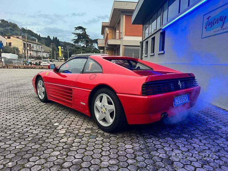 Usata Ferrari 348 300 CV (220 kW) 1992 Rosso Cabrio