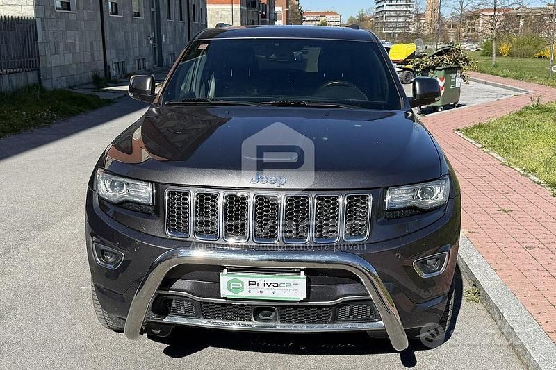 Usata Jeep Grand Cherokee Overland 250 CV (183 kW) 2014 Grigio SUV