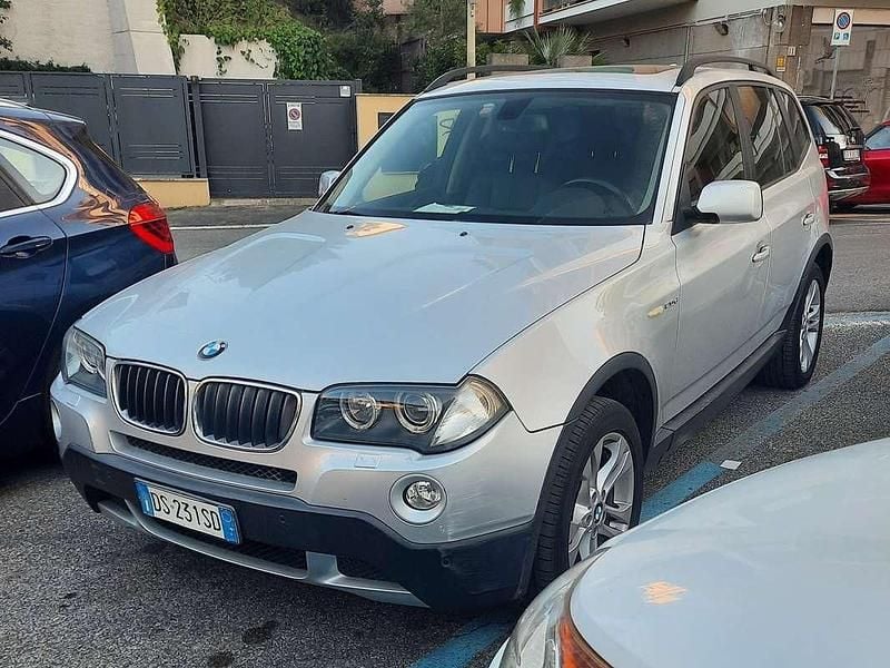 Argento Usata 2008 BMW X3 SUV | 4000 € (Super prezzo) - Immagine 1/4