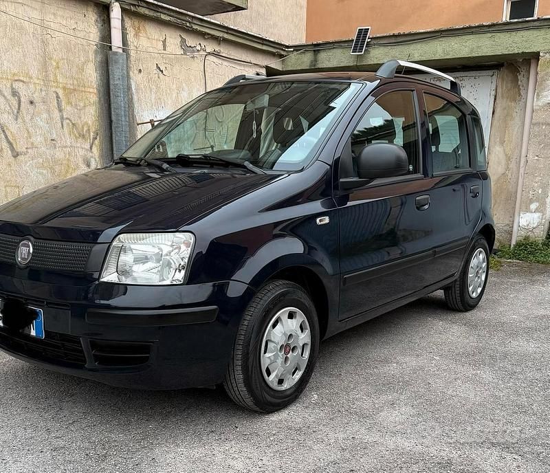 Usata Fiat Panda Active 69 CV (50 kW) 2011 Blu Utilitaria