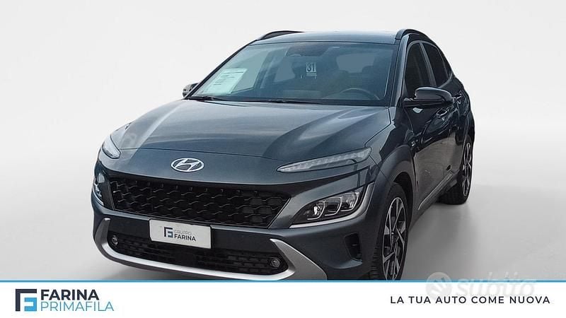 Usata Hyundai Kona 120 CV (88 kW) 2022 Grigio medio SUV