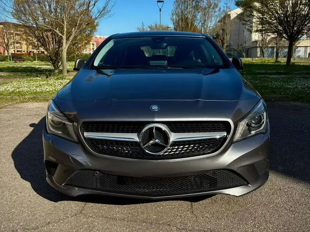 Usata Mercedes CLA220 Premium 136 CV (100 kW) 2015 Grigio Coupé