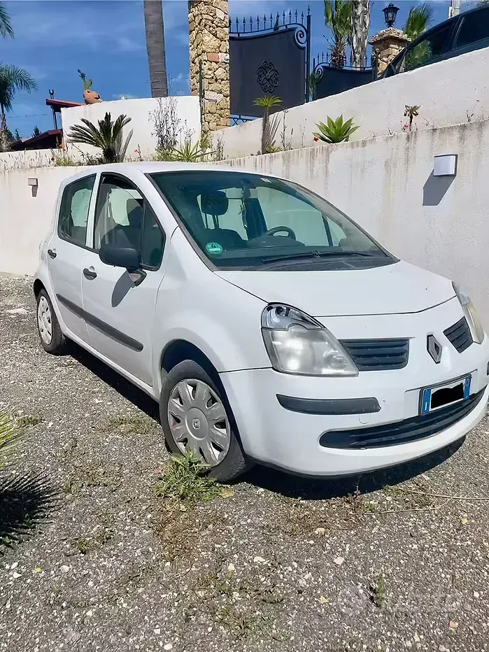 Usata Renault Modus 70 CV (51 kW) 2008 Monovolume