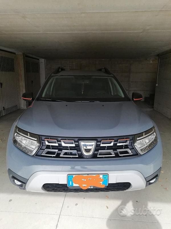Usata Dacia Duster 101 CV (74 kW) 2022 Grigio SUV