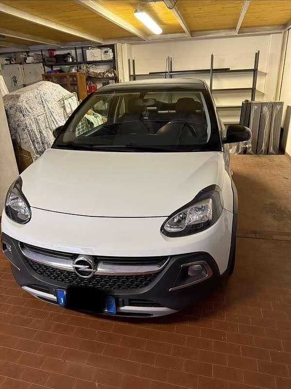Usata Opel Adam Rocks S 150 CV (110 kW) 2017 Utilitaria