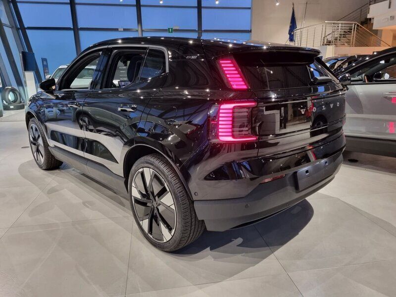 Usata Volvo EX30 Ultra 200 kW (272 CV) 2023 Giallo SUV