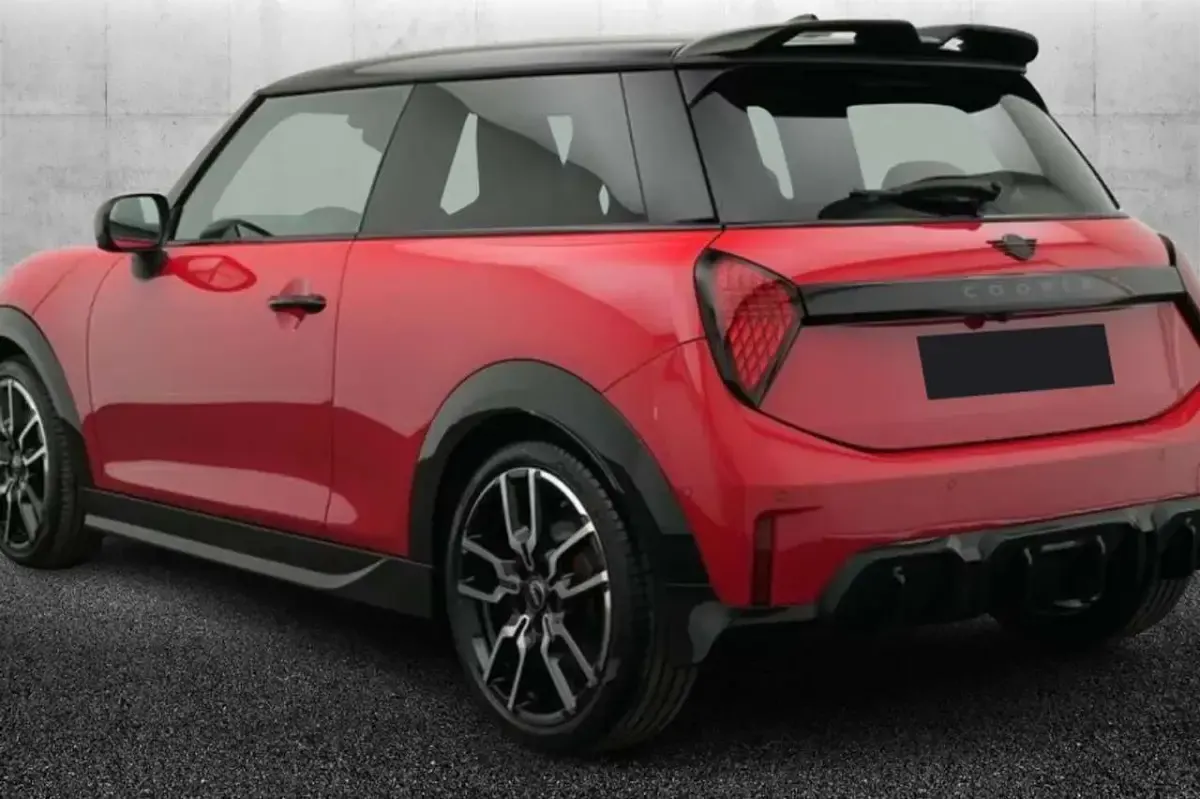 Usata Mini John Cooper Works 204 CV (150 kW) 2024 Rosso Utilitaria