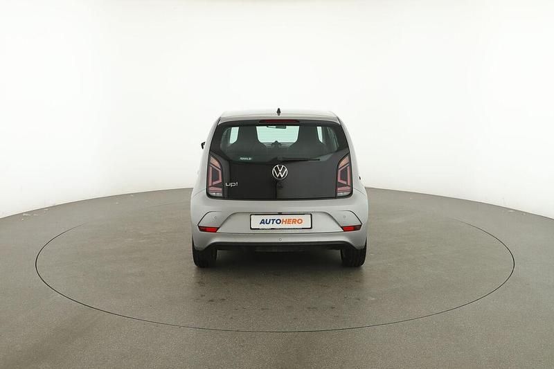 Begagnad VW up! move up! 60 HK (44 kW) 2020 Grå Halvkombi