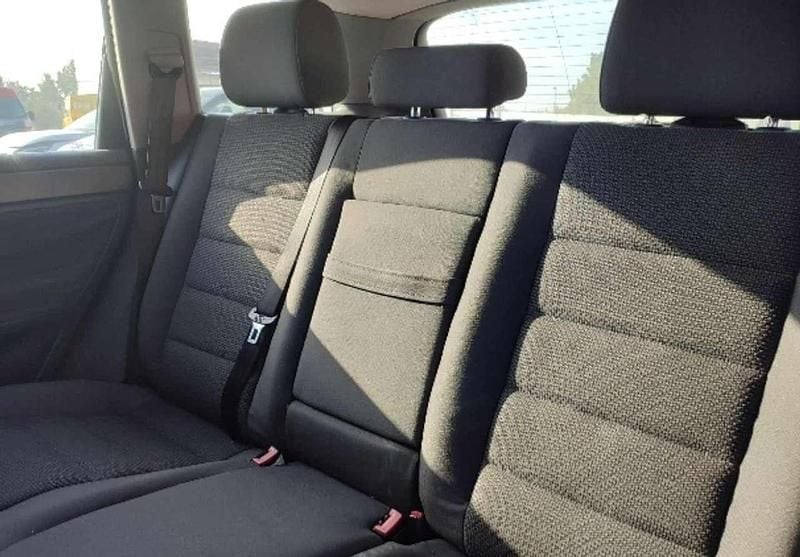 Usata VW Touareg 174 CV (127 kW) 2005 Nero SUV