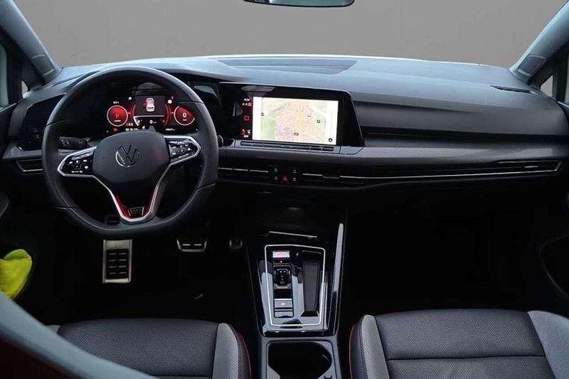 Usata VW Golf VIII GTI 245 CV (180 kW) 2023 Bianco Berlina