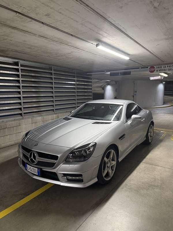 Usata Mercedes SLK200 Premium 184 CV (135 kW) 2011 Argento Cabrio