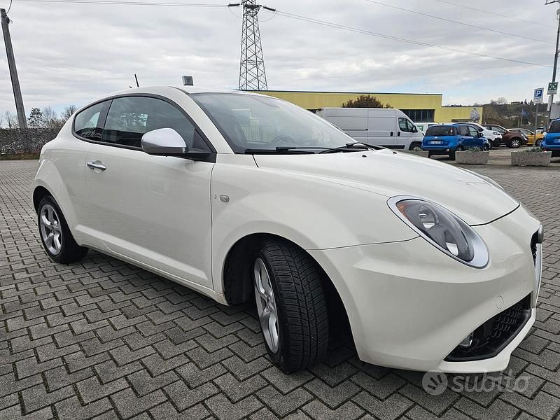 Usata Alfa Romeo MiTo 95 CV (69 kW) 2016 Bianco Utilitaria
