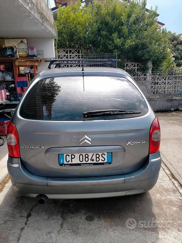 Usata Citroën Xsara 110 CV (80 kW) 2004 Grigio Monovolume