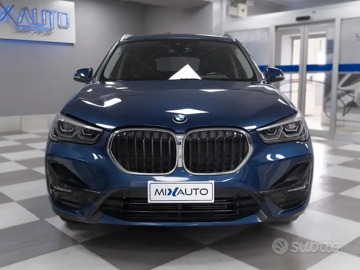 Usata BMW X1 Sport Line 136 CV (100 kW) 2022 Bluazzurro SUV
