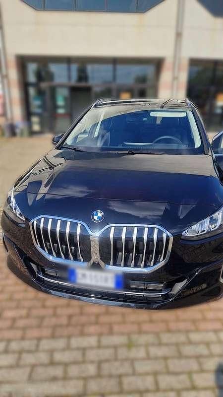 Usata BMW 218 Active Tourer Luxury Line 136 CV (100 kW) 2023 Nero Monovolume
