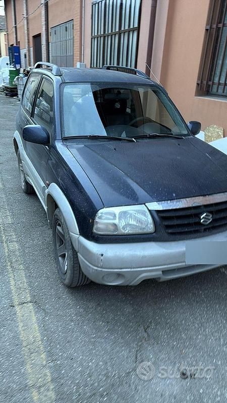 Usata Suzuki Vitara 94 CV (69 kW) 2003 Blu SUV