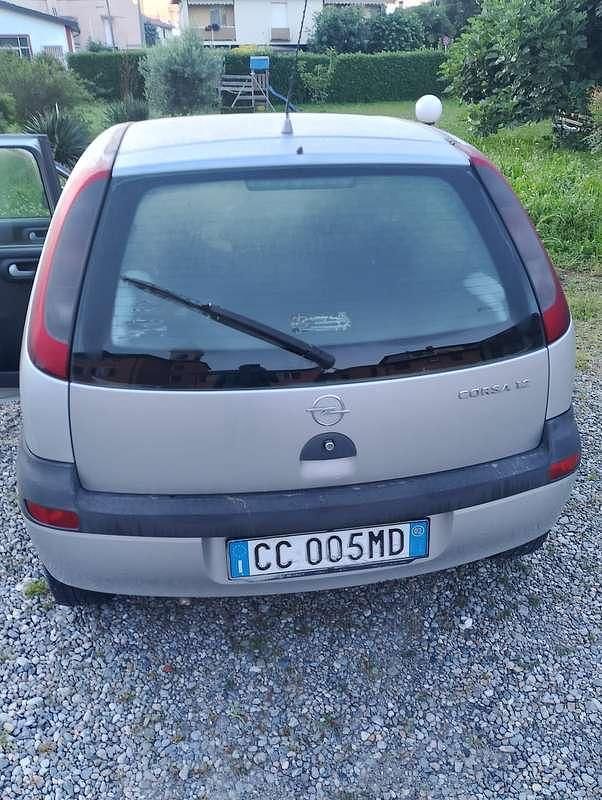 Usata Opel Corsa 75 CV (55 kW) 2002 Grigio Berlina