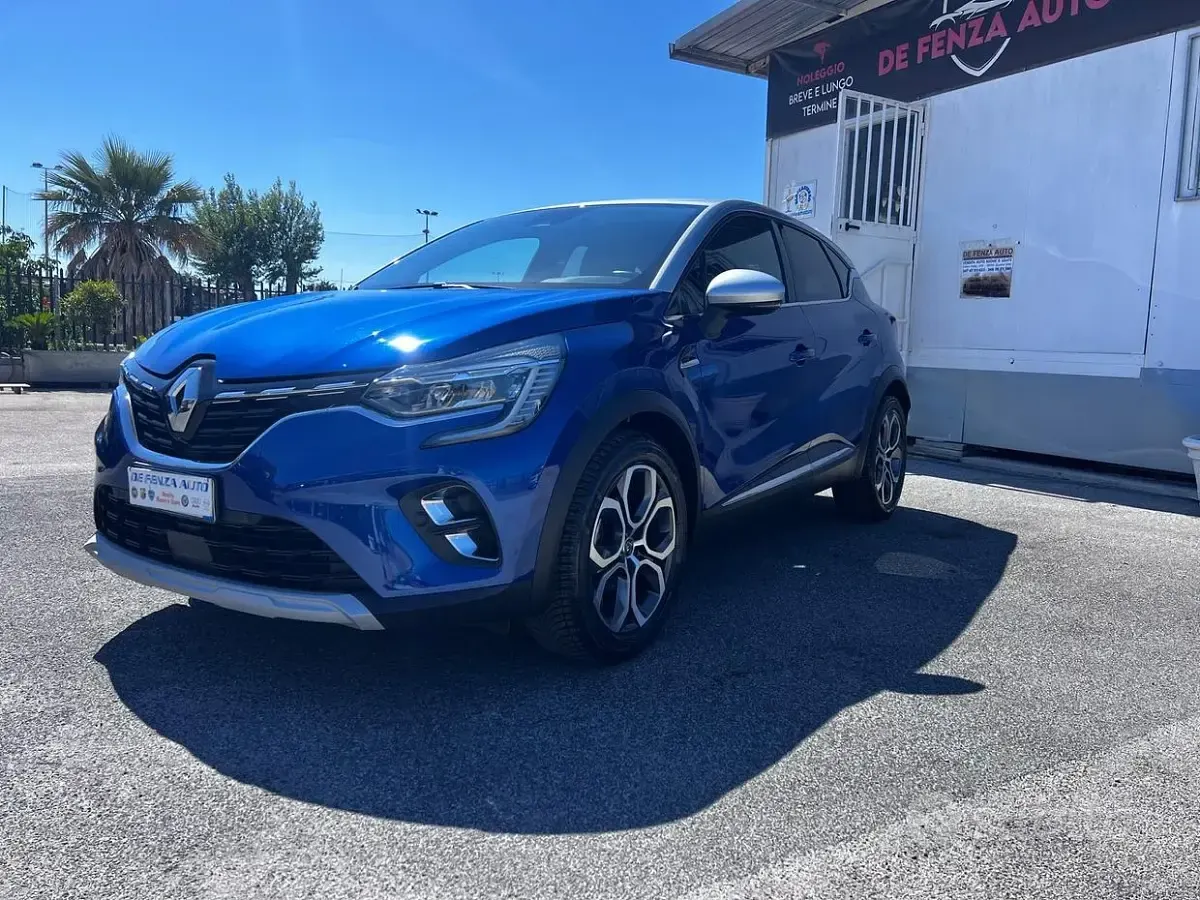 Usata Renault Captur Intens 101 CV (74 kW) 2020 Bluazzurro SUV