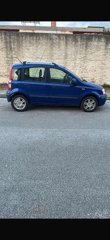 Usata Fiat Panda Dynamic 69 CV (50 kW) 2010 Blu/azzurro Utilitaria