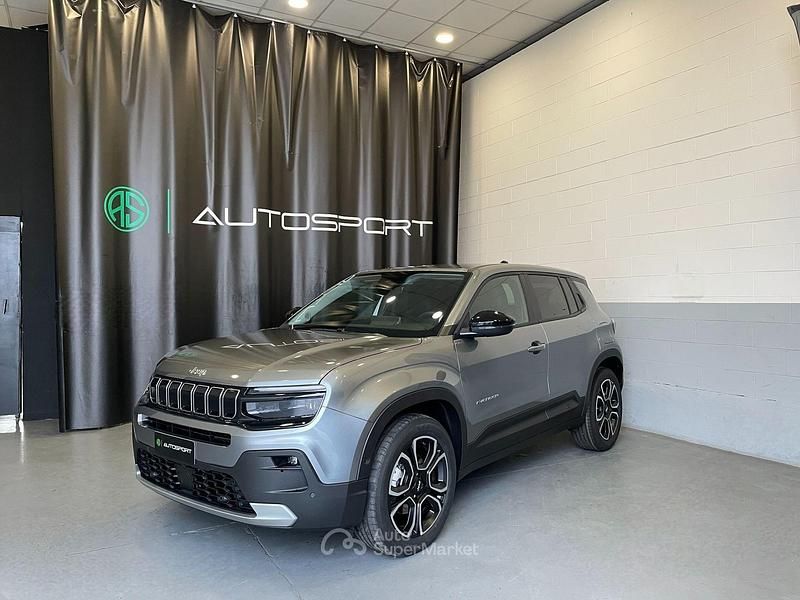 Nuova Jeep Avenger Summit 110 CV (80 kW) 2025 Grigio SUV