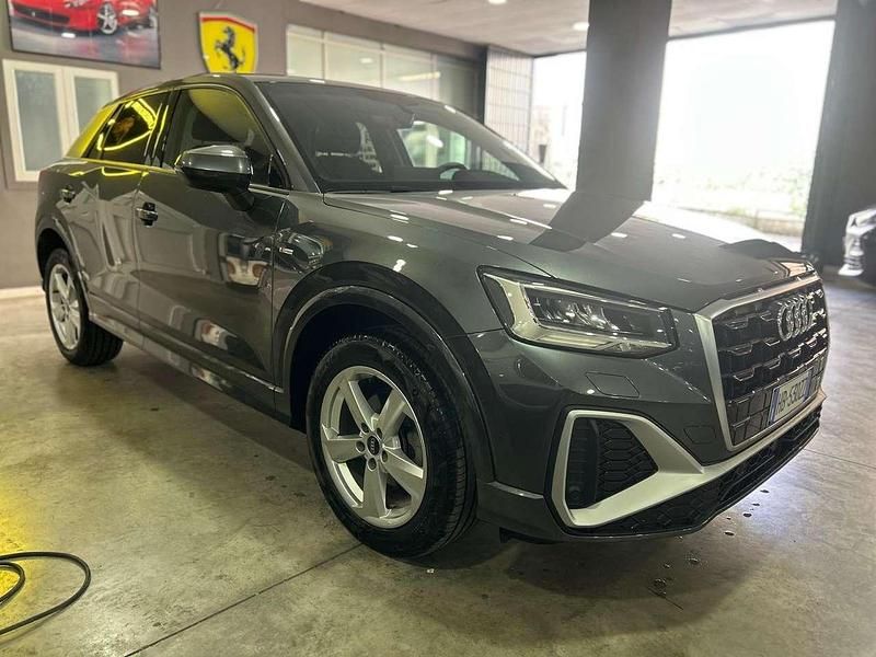 Usata Audi Q2 S-Line 150 CV (110 kW) 2023 Grigio SUV
