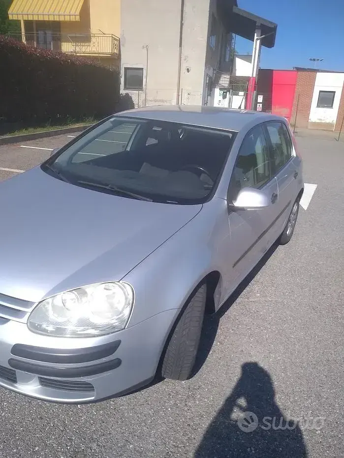 Usata VW Golf VI 105 CV (77 kW) 2010 Grigio Berlina
