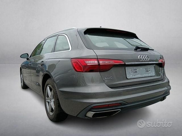 Usata Audi A4 Business 136 CV (100 kW) 2021 Grigio scuro Station wagon