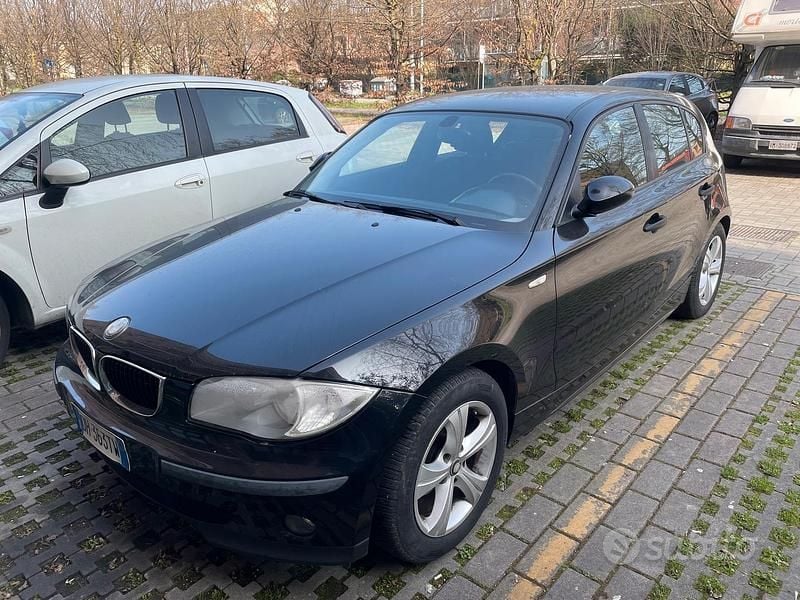 Usata BMW 118 2006 Nero Utilitaria