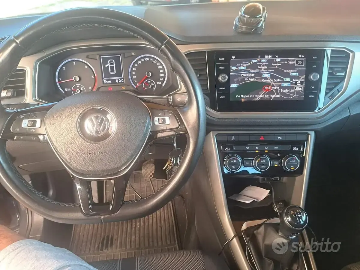 Usata VW T-Roc 116 CV (85 kW) 2020 Grigio SUV