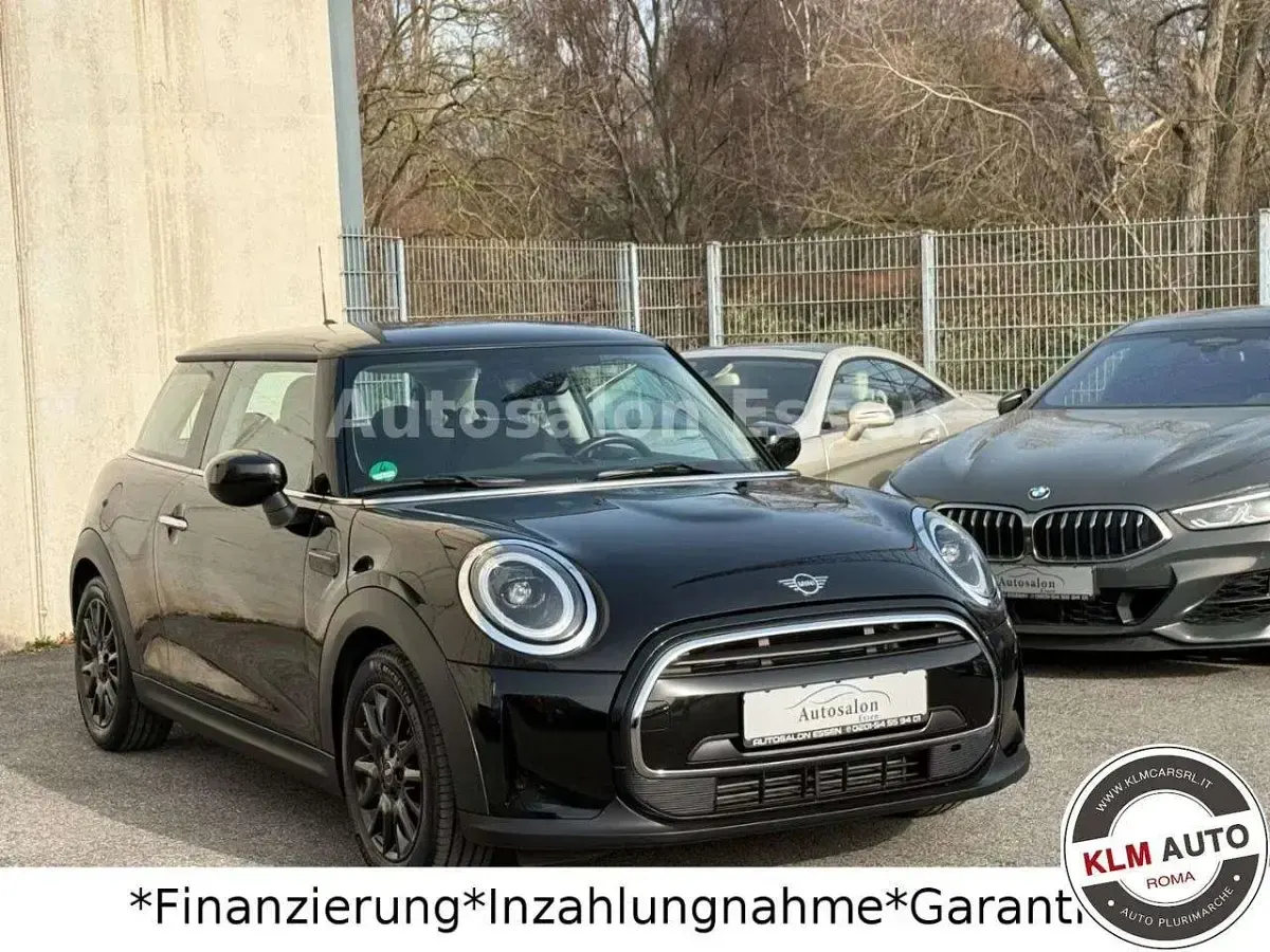 Usata Mini ONE 102 CV (75 kW) 2021 Nero Utilitaria
