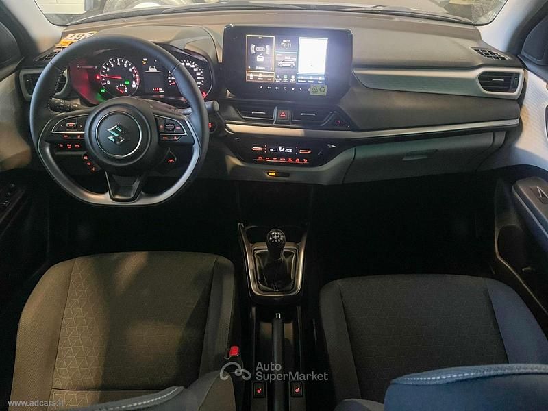 Nuova Suzuki Swift 83 CV (61 kW) 2025 Arancione Berlina