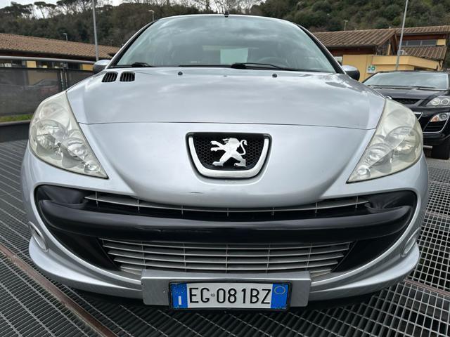Usato 2011 Peugeot 206+ 1.1 Benzin 60 CV (4.490 €)