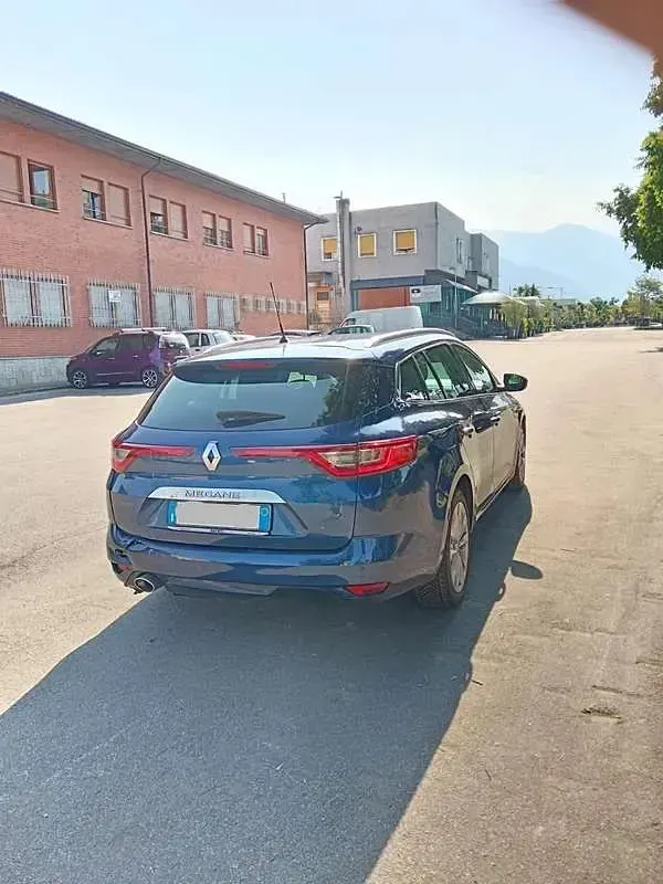 Usata Renault Mégane GrandTour 110 CV (80 kW) 2017 Blu/azzurro Station wagon