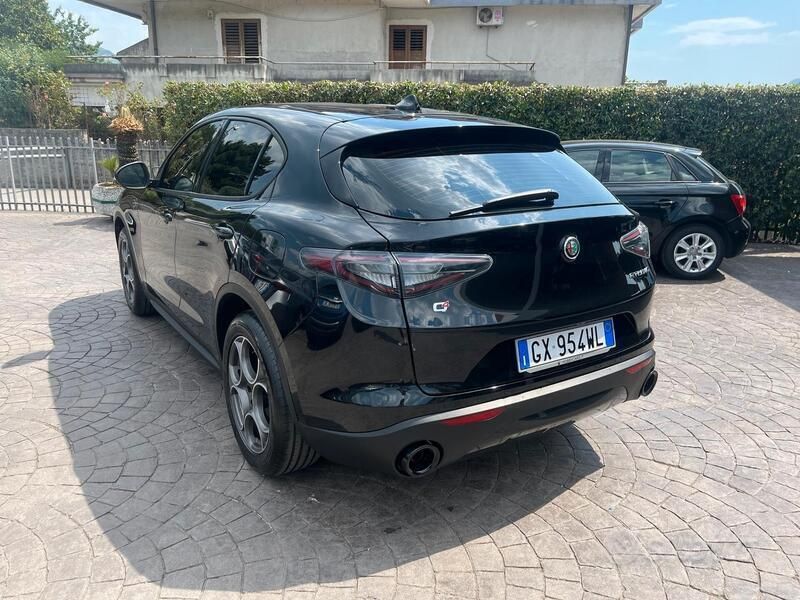 Usata Alfa Romeo Stelvio Sprint 210 CV (154 kW) 2025 Nero SUV