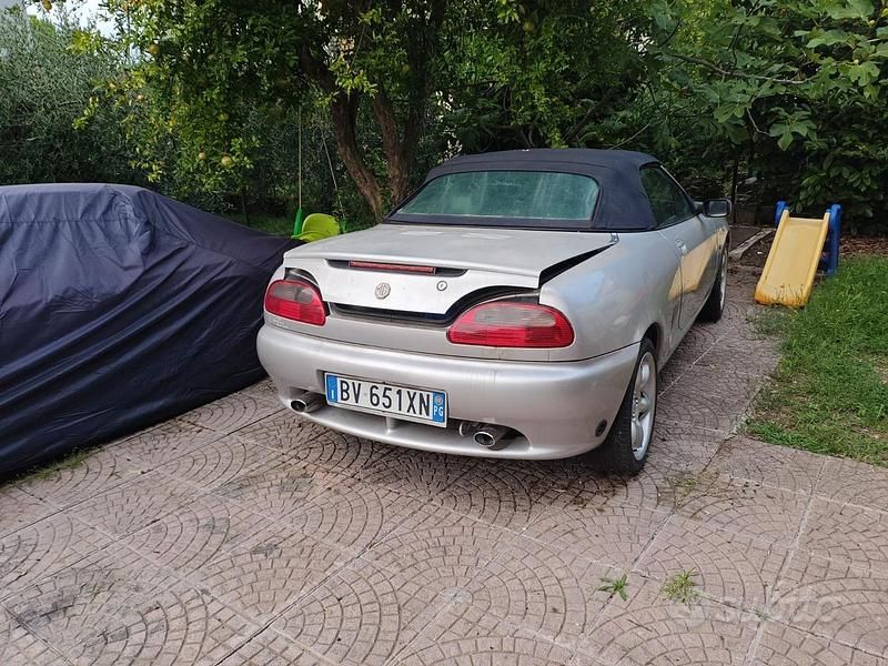 Usata MG F 2000 Grigio Cabrio