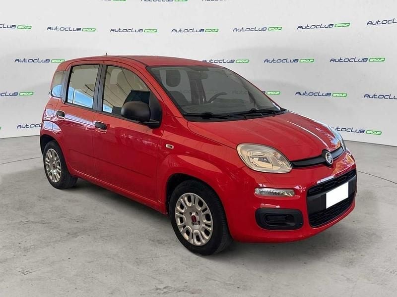 Usata Fiat Panda Easy 69 CV (50 kW) 2021 Rosso Utilitaria